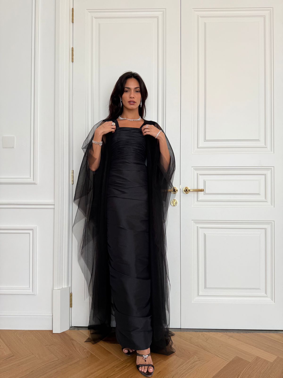 Juman Abaya - Black