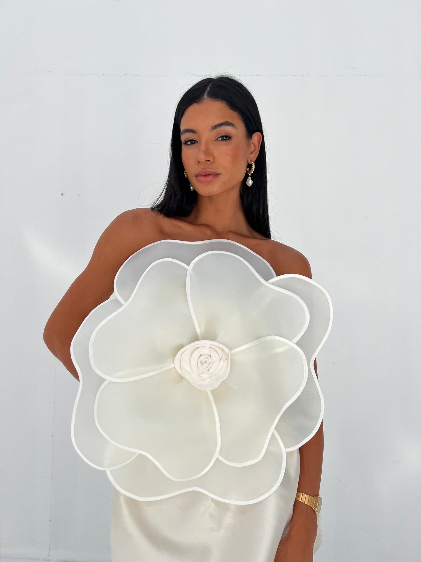 White Flower Top And Skirt - EDS025A