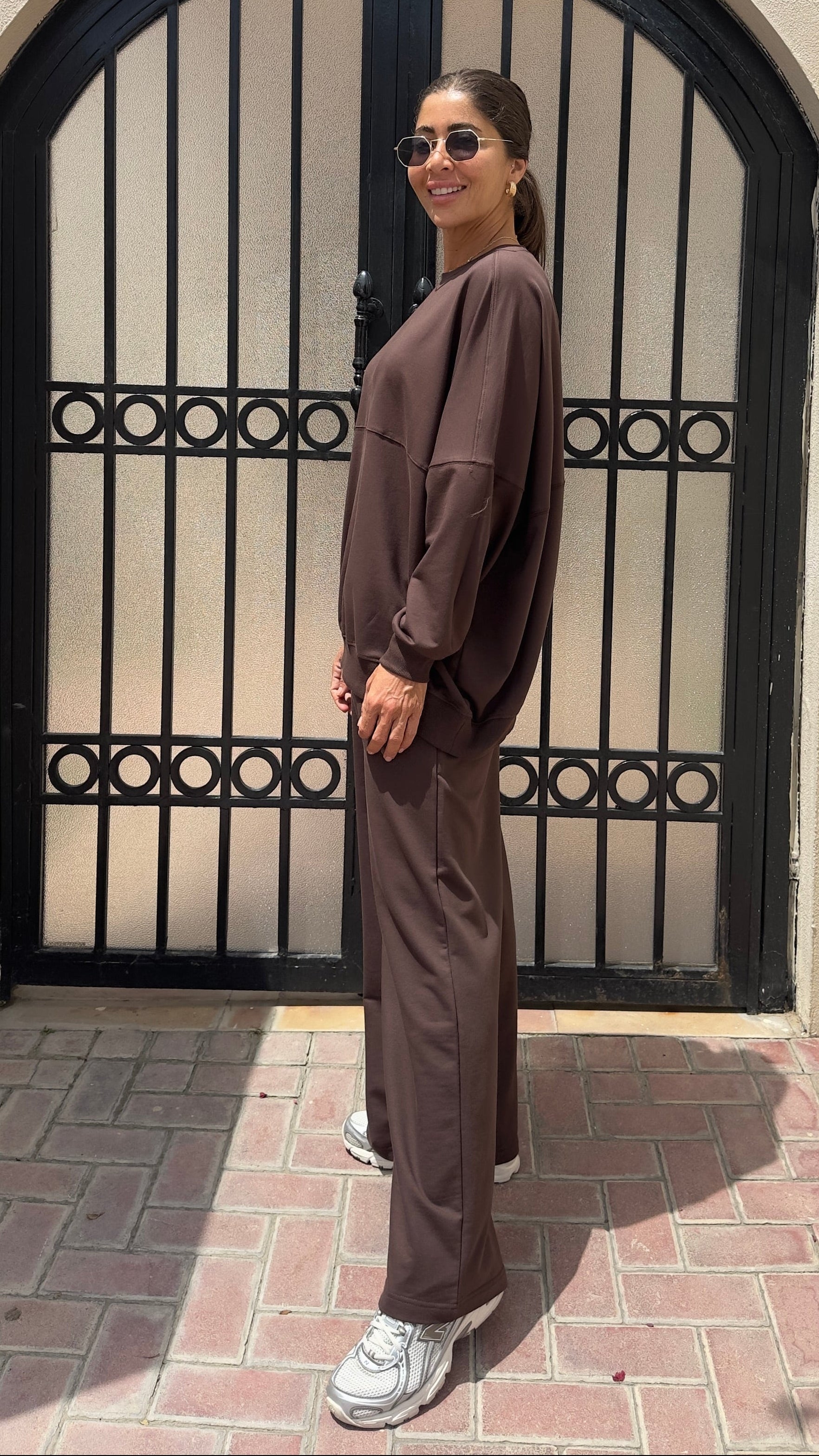 طقم الخط - بني