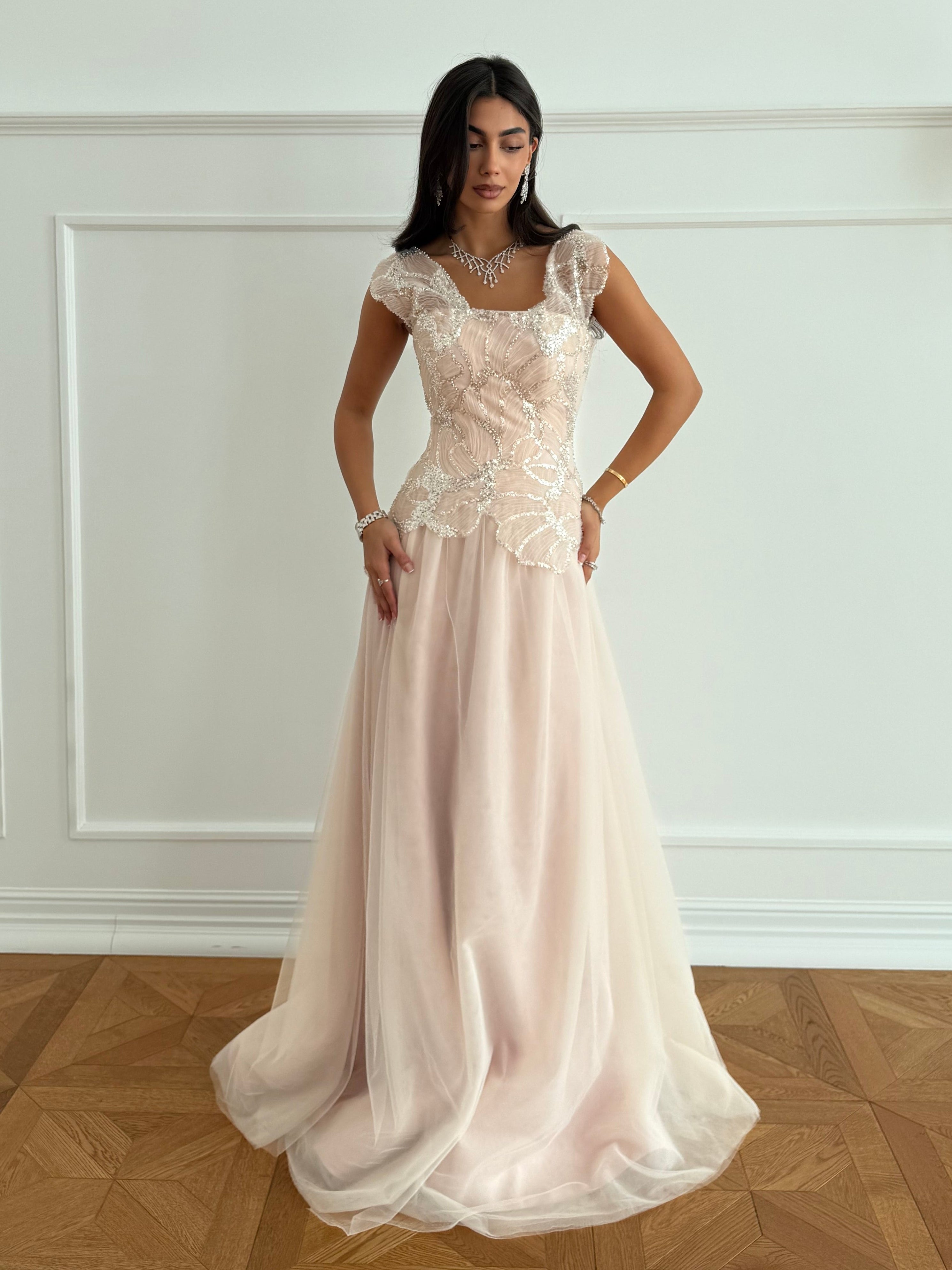 Elara - Pink blush