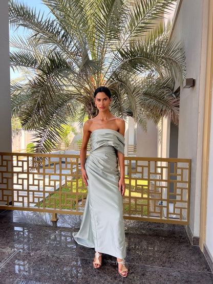 OFF-SHOULDER GREEN DRESS